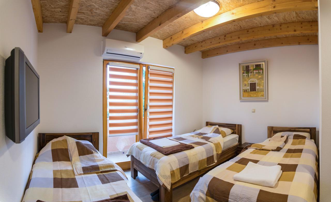 Motel Orhideja Donji Vakuf Bagian luar foto