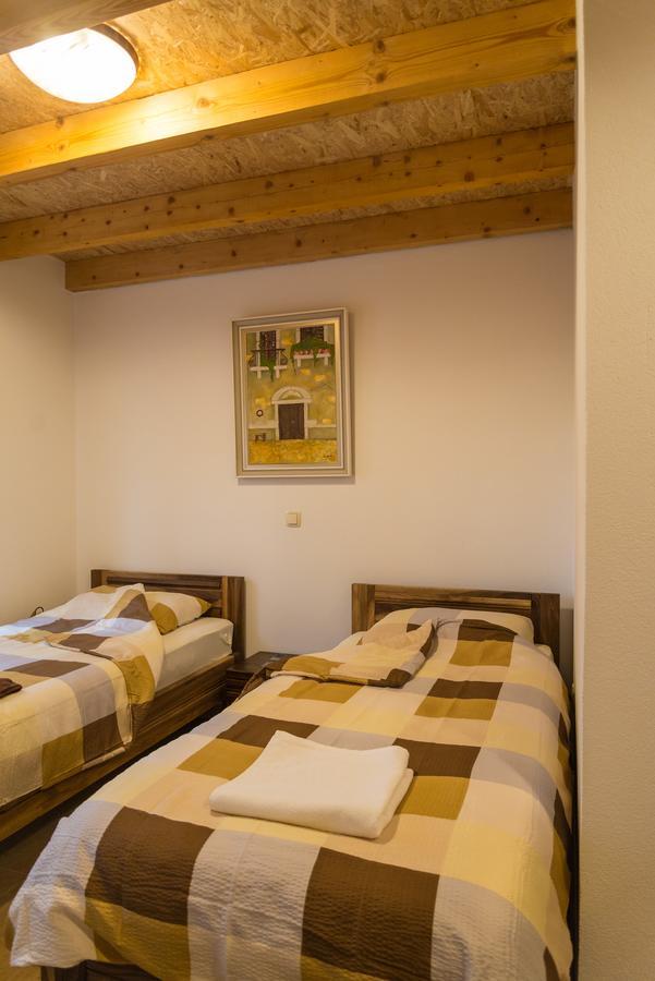 Motel Orhideja Donji Vakuf Bagian luar foto