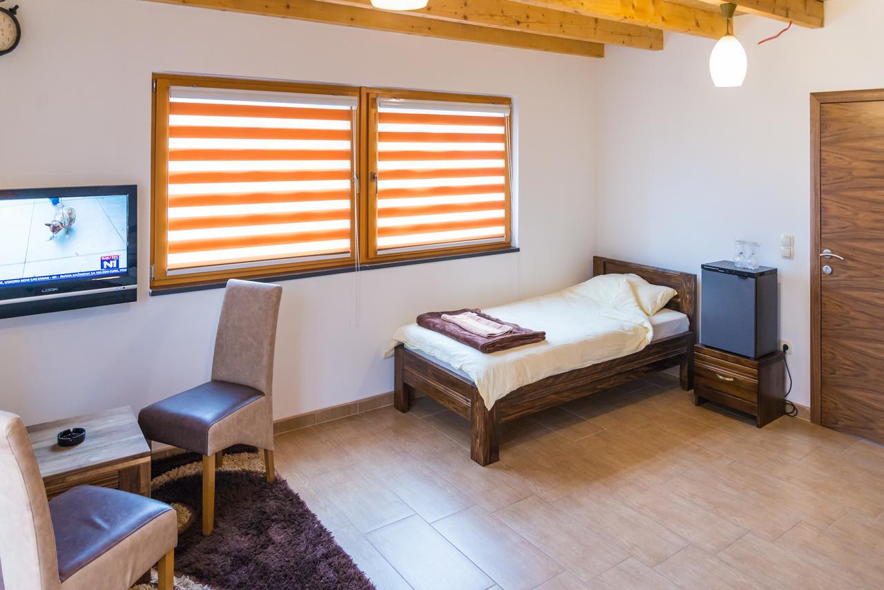 Motel Orhideja Donji Vakuf Bagian luar foto