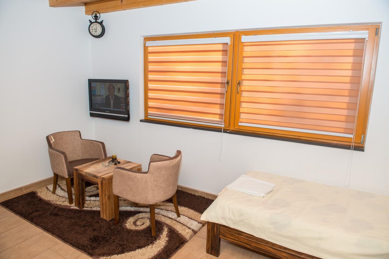 Motel Orhideja Donji Vakuf Bagian luar foto