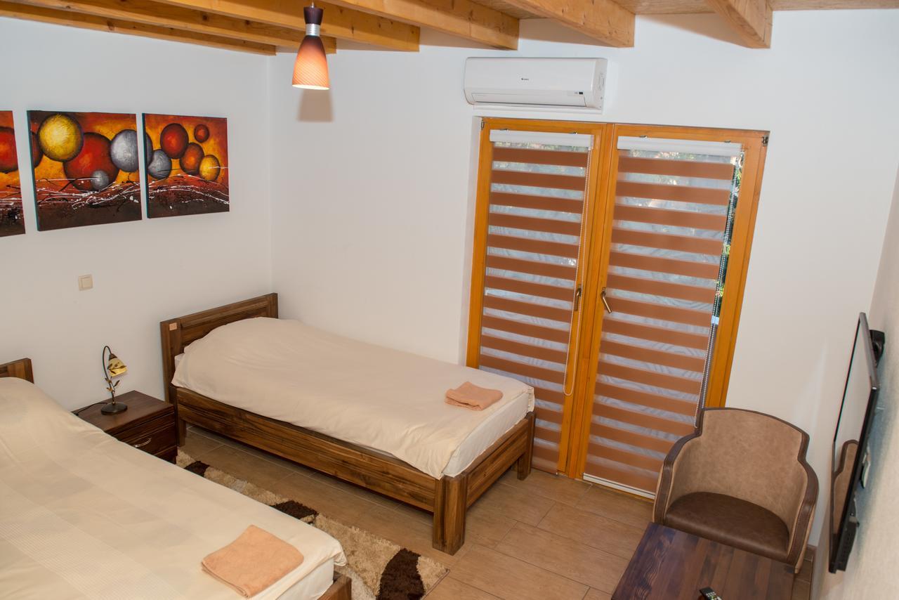 Motel Orhideja Donji Vakuf Bagian luar foto
